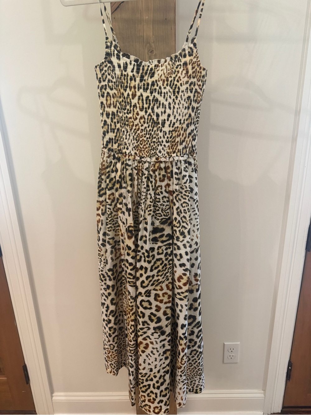 NWT Cara Cara Carmen cheetah dress. Medium